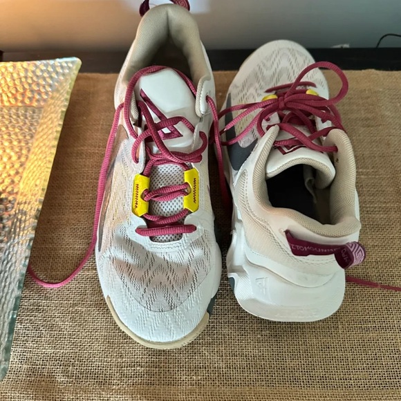 GIANNIS IMMORTALITY 2 BASKETBALL SHOES - Picture 2 of 3